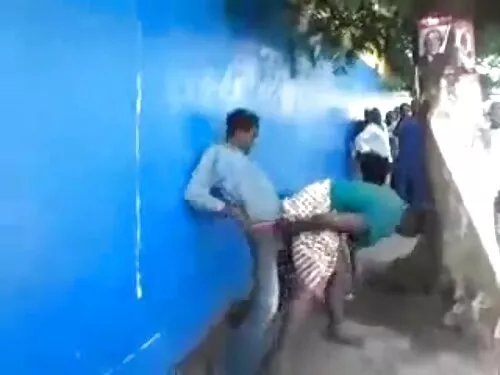 केटाले उनीहरूलाई खेल ...