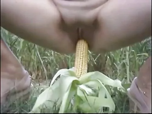 स्लुटी गोरा पर्यटक स ...