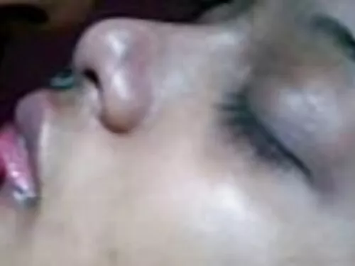 आकर्षक ल्याटिन बेबले ...