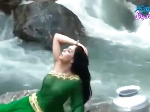 बुटिलिसियस र बिग्रेक ...