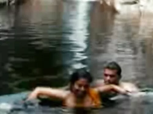 बुटिलिसियस र मोटा श् ...